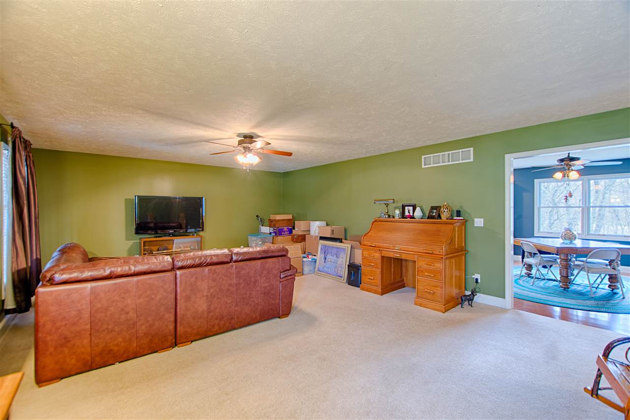 877 South Center Road Boonville, IN 47601 - Photo 6 of 35 Gallery Image 6