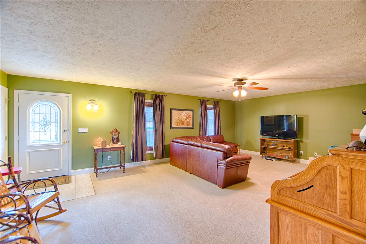 877 South Center Road Boonville, IN 47601 - Photo 7 of 35 Gallery Image 7