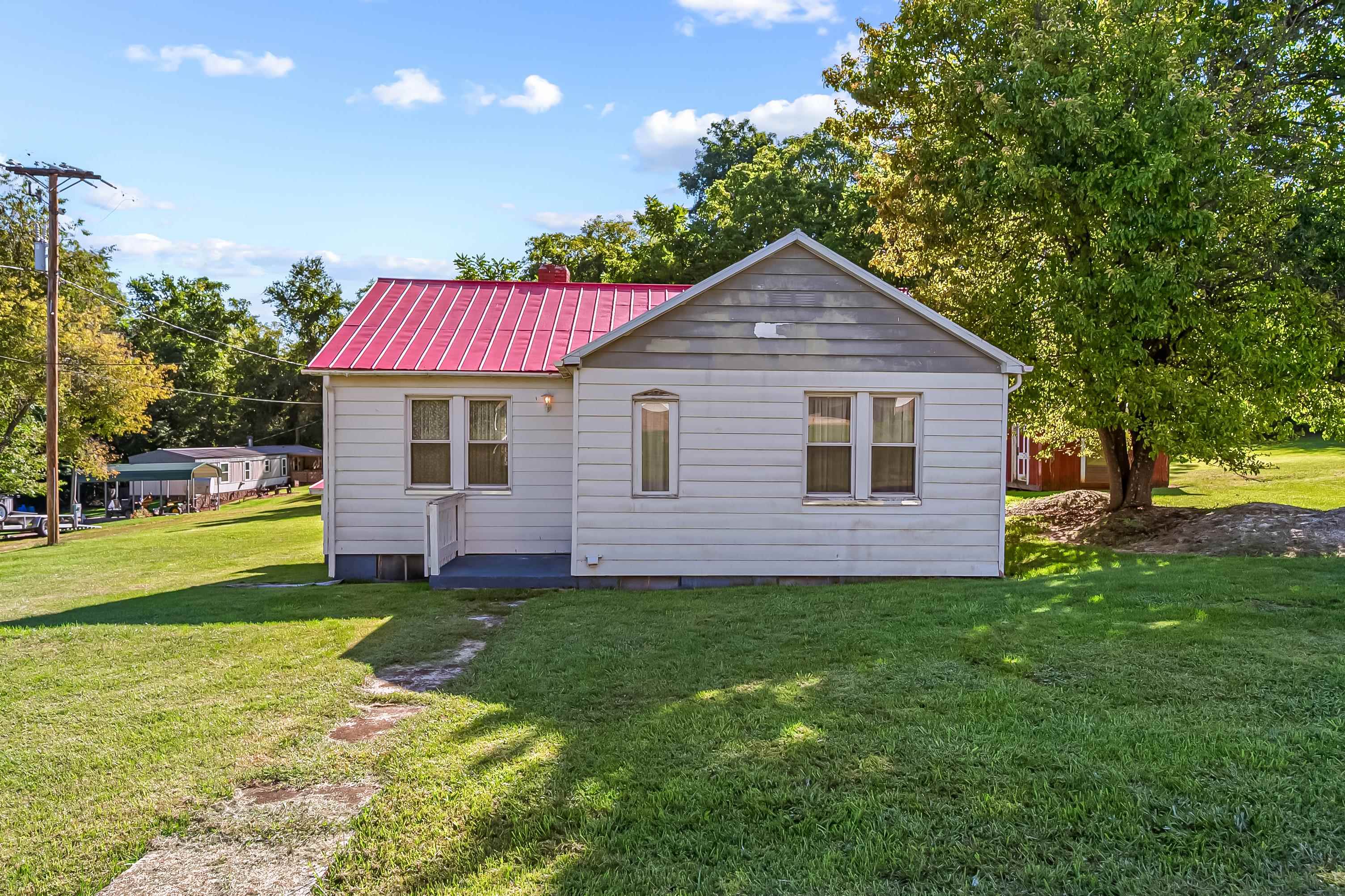 772 Painters Hill Road Ivanhoe, VA 24350 - Photo 1 of 59 Gallery Image 1