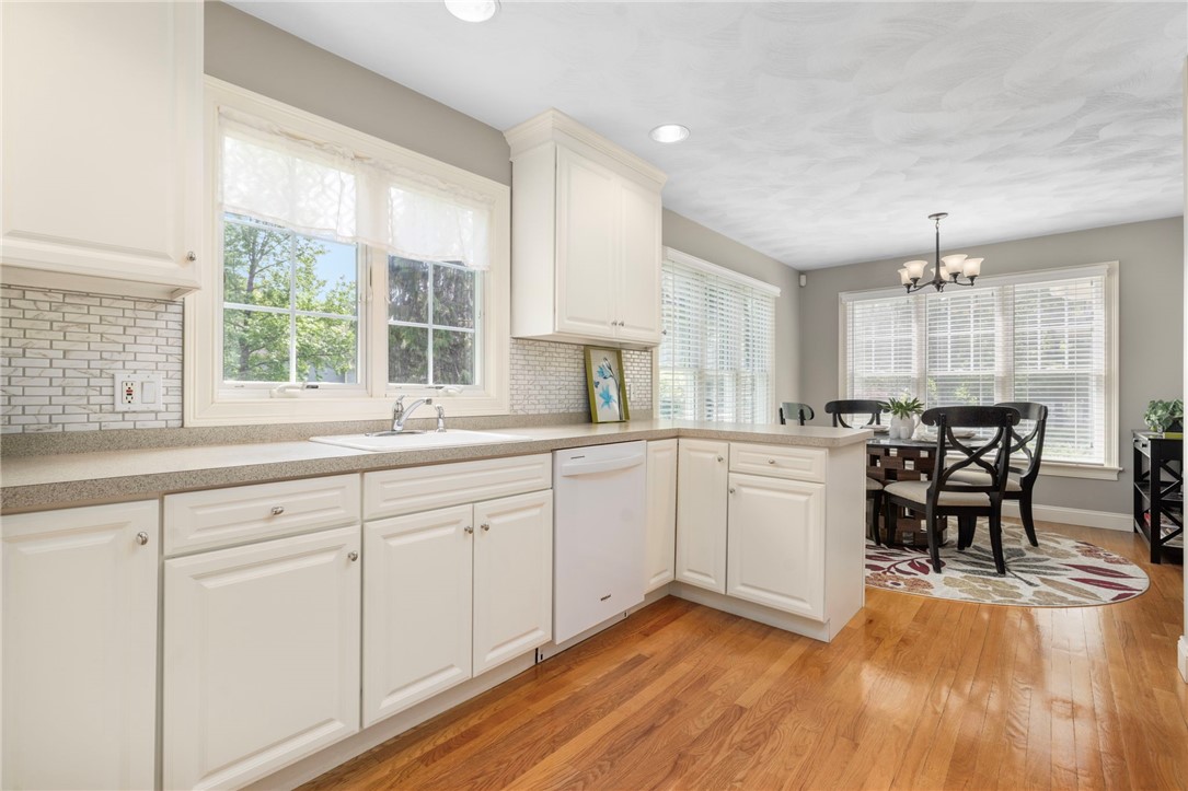 64 Channel View, Unit 4 Warwick, RI 02889 - Photo 6 of 46