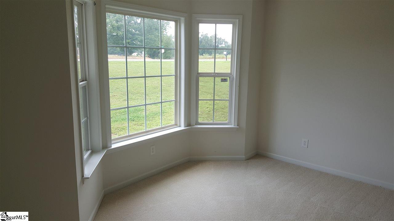 505 Hipps Road Simpsonville, SC 29680 - Photo 5 of 22
