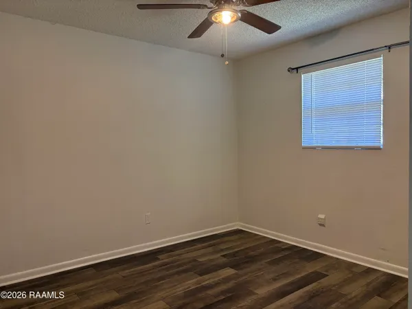 $1,450 | 205 Brookwood Circle, Lafayette, LA 70506