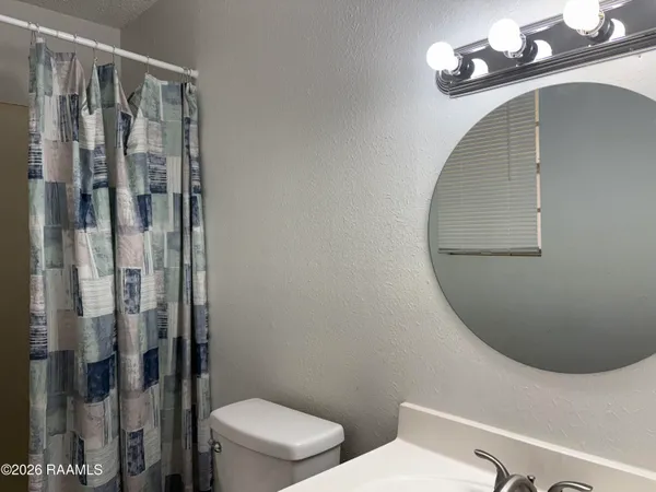 $1,450 | 205 Brookwood Circle, Lafayette, LA 70506