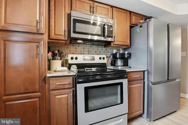 $319,900 | 332 Donna Lane, York, PA 17403