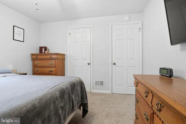 $319,900 | 332 Donna Lane, York, PA 17403