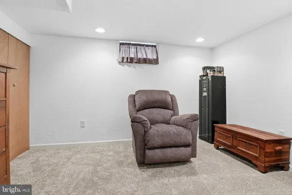 $319,900 | 332 Donna Lane, York, PA 17403