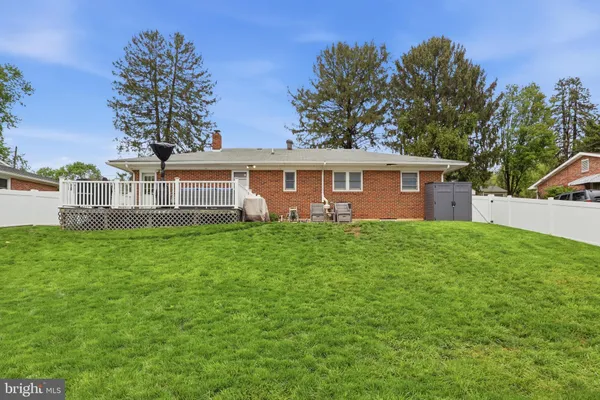 $319,900 | 332 Donna Lane, York, PA 17403