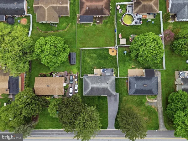$319,900 | 332 Donna Lane, York, PA 17403