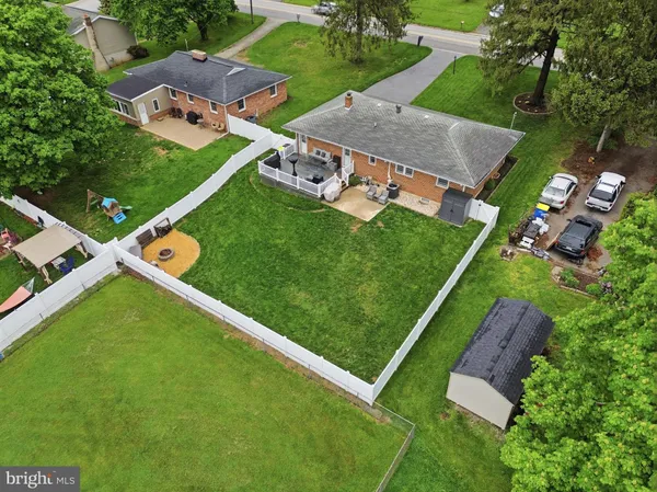 $319,900 | 332 Donna Lane, York, PA 17403