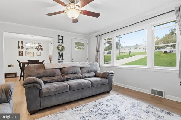 $319,900 | 332 Donna Lane, York, PA 17403
