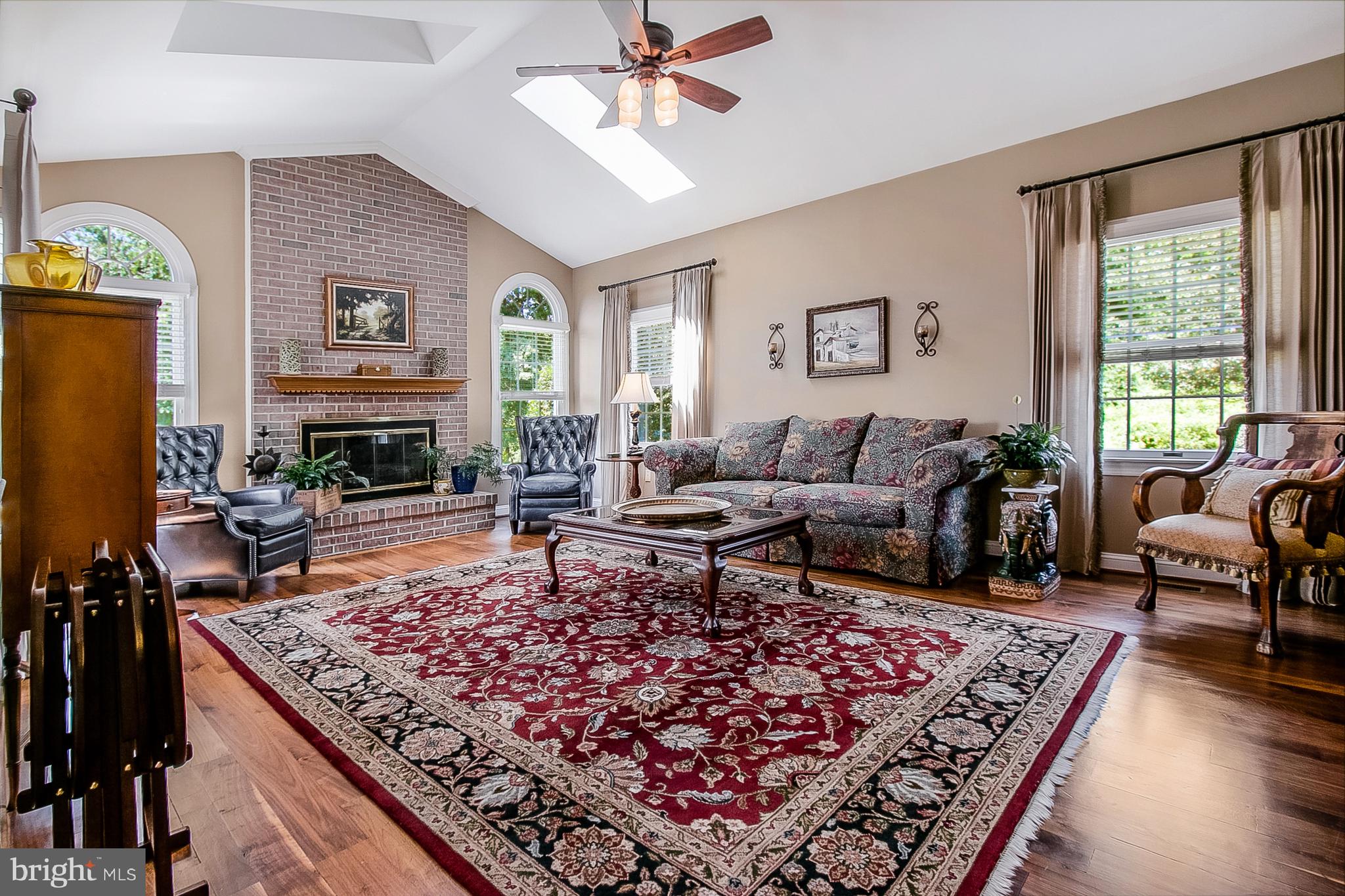 204 South Pond Road Hockessin, DE 19707 - Photo 13 of 39 Fabulous Vaulted Family Room with Skylights