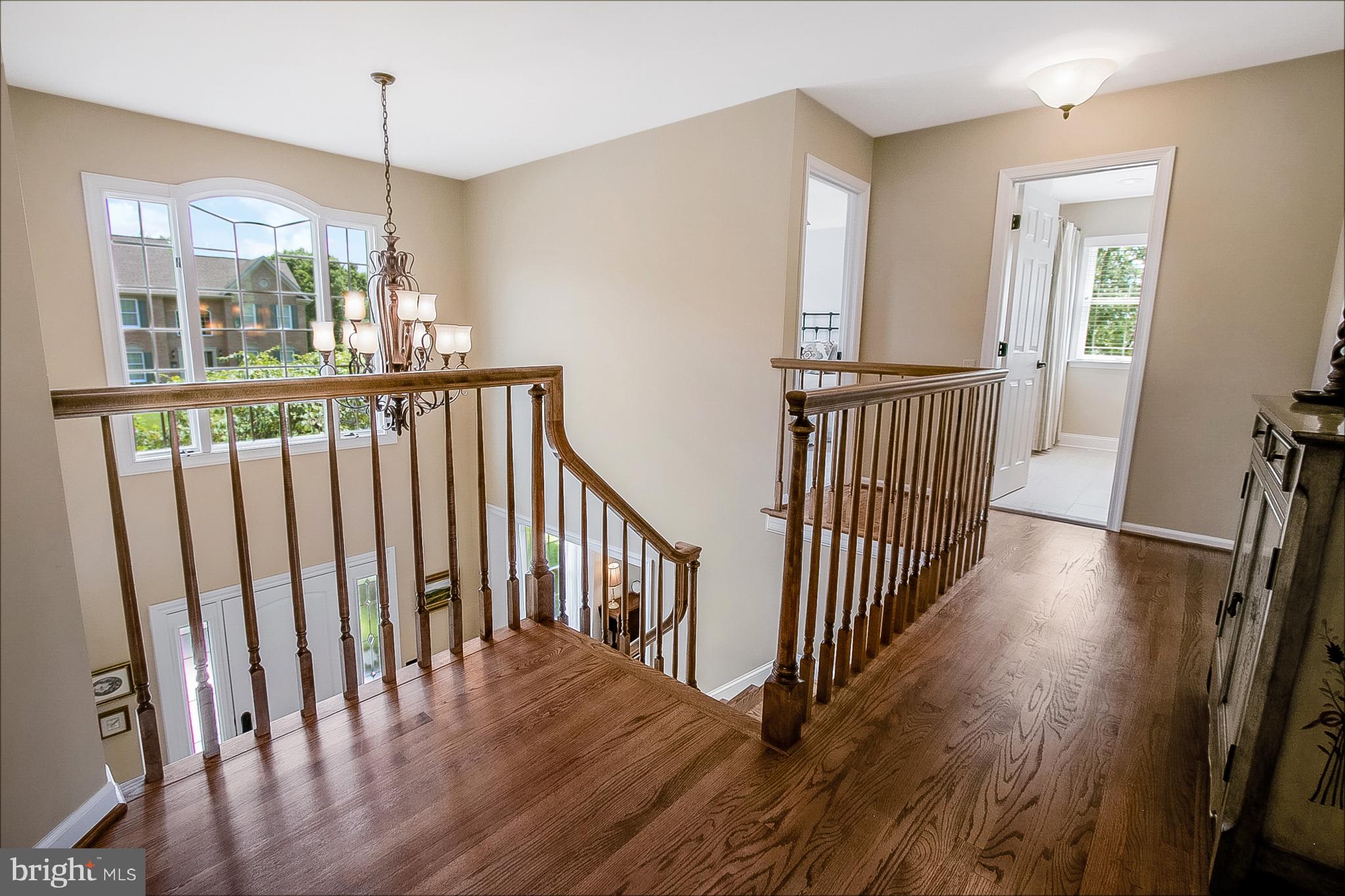 204 South Pond Road Hockessin, DE 19707 - Photo 17 of 39 Upstairs Hall with Hardwood Floors