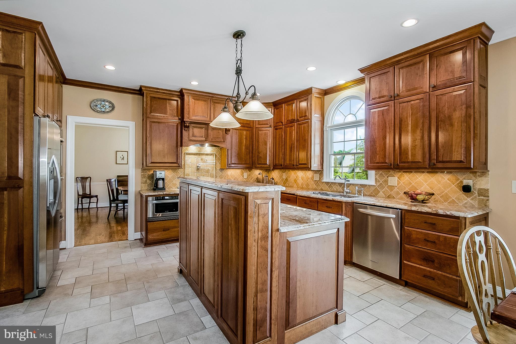 204 South Pond Road Hockessin, DE 19707 - Photo 9 of 39 SS Double Ovens &Warming Drawer Not Shown in Photo