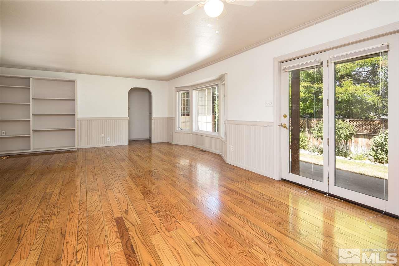 2038 Humboldt Street Reno, NV 89509 - Photo 4 of 24 Photo 4