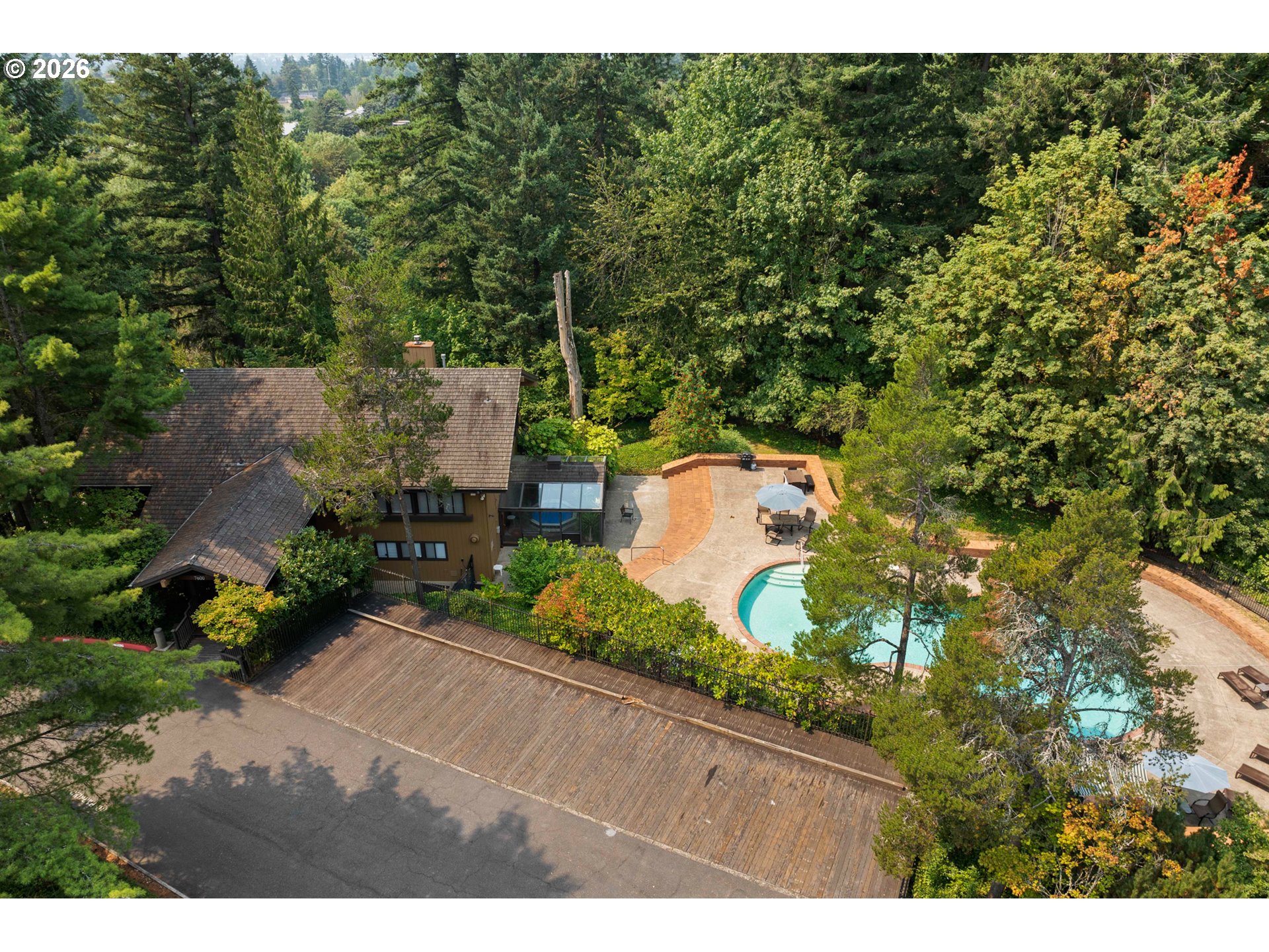 7736 Southwest Barnes Road, Unit B Portland, OR 97225 - Photo 23 of 26 Gallery Image 23