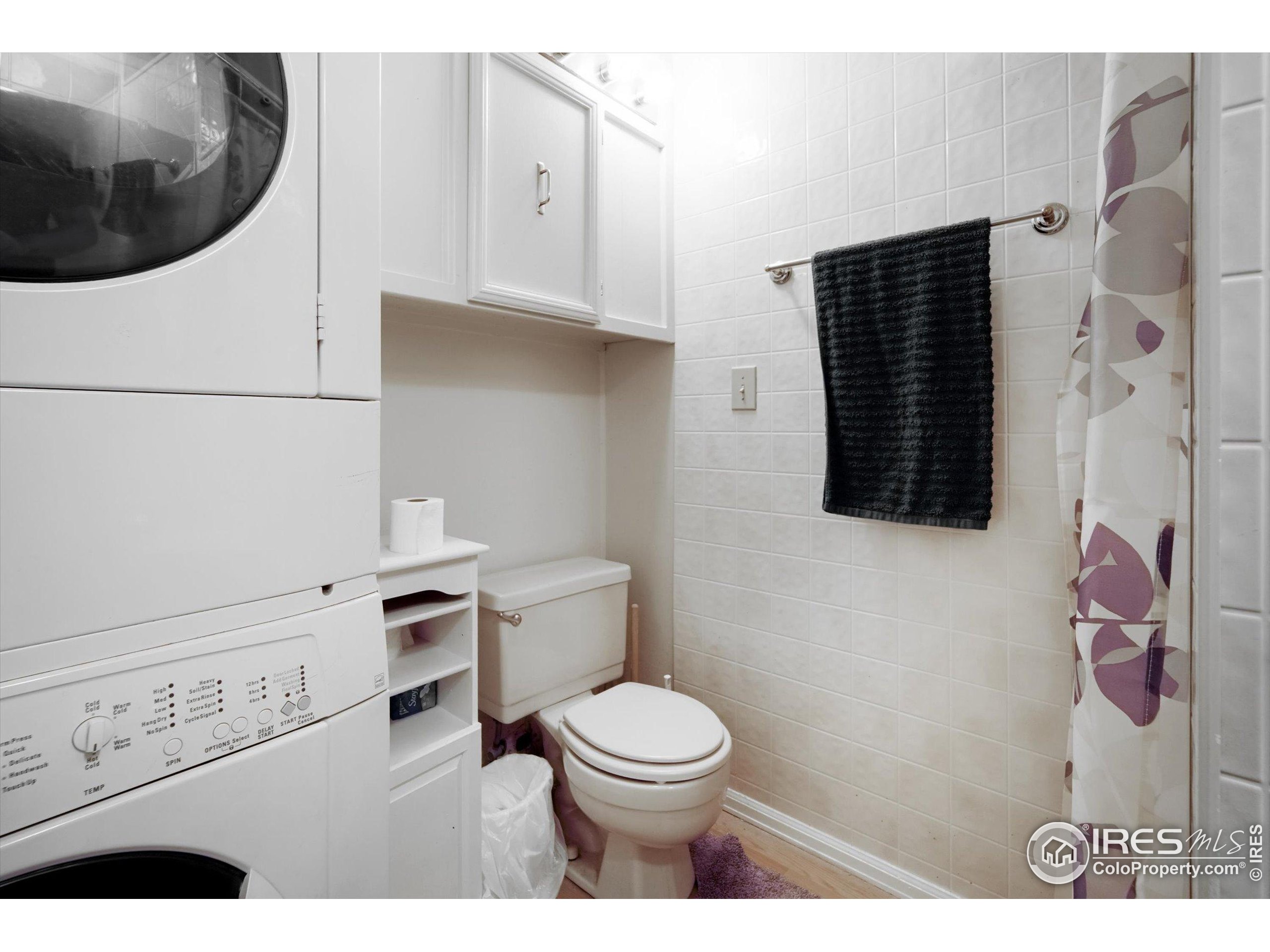 5000 Butte Street, Unit 272 Boulder, CO 80301 - Photo 11 of 21 a bathroom with a toilet and a sink