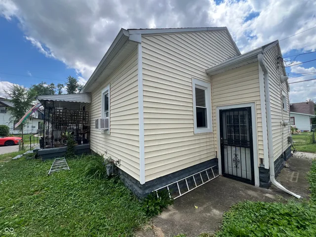 $129,900 | 1902 Koehne Street, Indianapolis, IN 46202