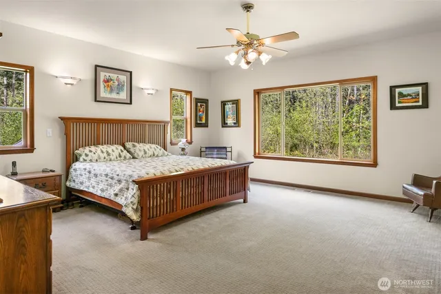 $935,000 | 425 400th Street South, Roy, WA 98580