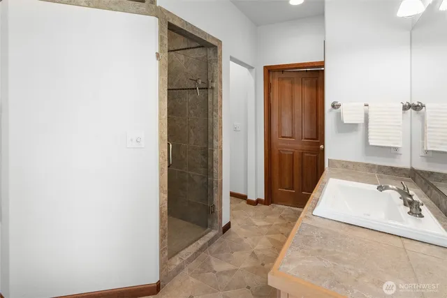 $935,000 | 425 400th Street South, Roy, WA 98580