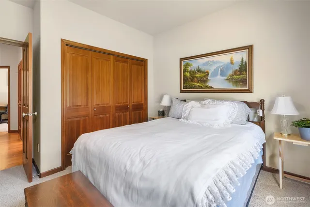 $935,000 | 425 400th Street South, Roy, WA 98580