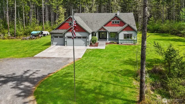 $935,000 | 425 400th Street South, Roy, WA 98580