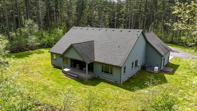 $935,000 | 425 400th Street South, Roy, WA 98580