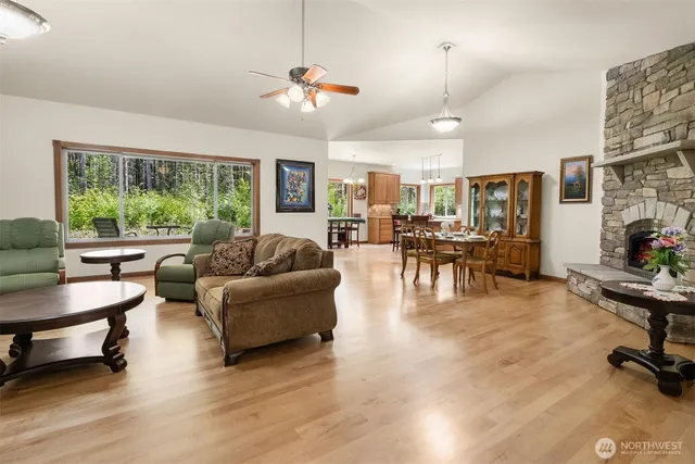 $935,000 | 425 400th Street South, Roy, WA 98580