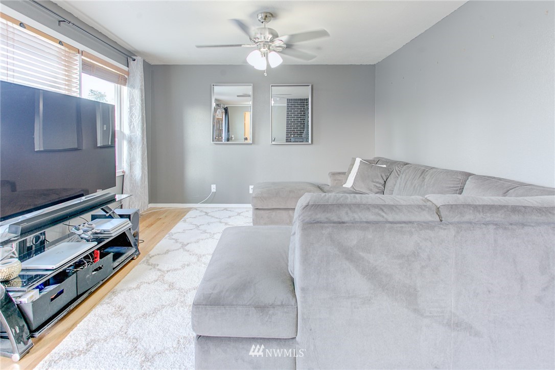 245 North Earl Road Moses Lake, WA 98837 - Photo 9 of 22 Gallery Image 9