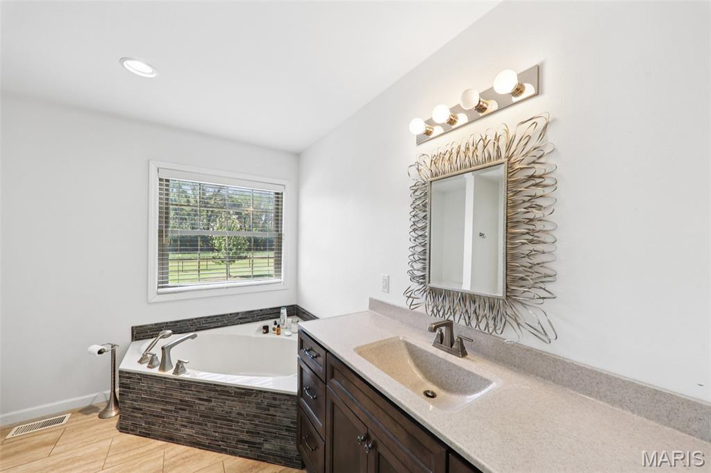 15556 Old State Road Carlyle, IL 62231 - Photo 28 of 64