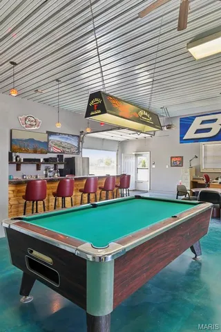 $699,000 | 15556 Old State Road, Carlyle, IL 62231