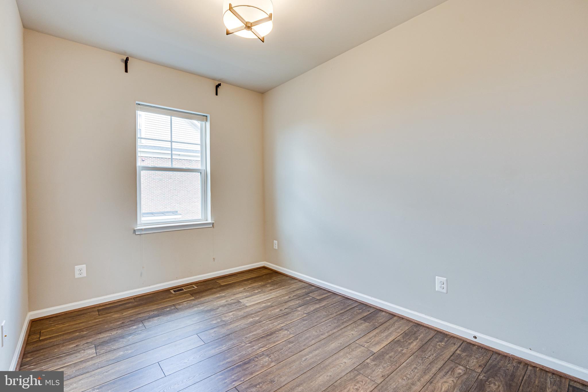 14263 Travilah Road Rockville, MD 20850 - Photo 32 of 38