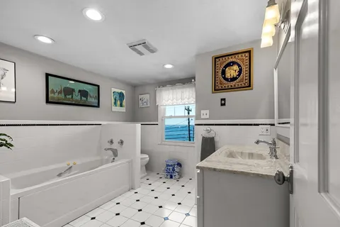 $875,000 | 111 Rocky Hill Road, Plymouth, MA 02360
