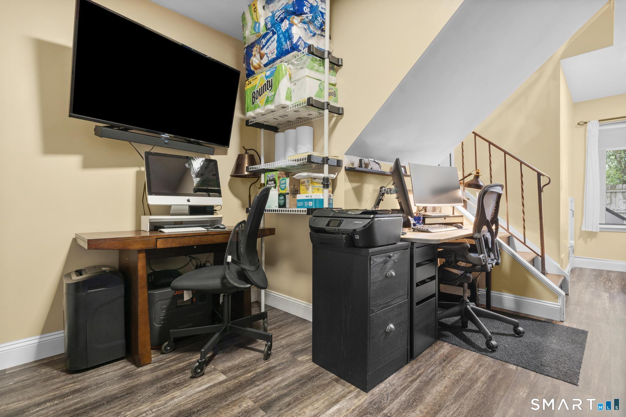 40 Riverside Avenue, Unit 4 Stamford, CT 06905 - Photo 19 of 28 Gallery Image 19