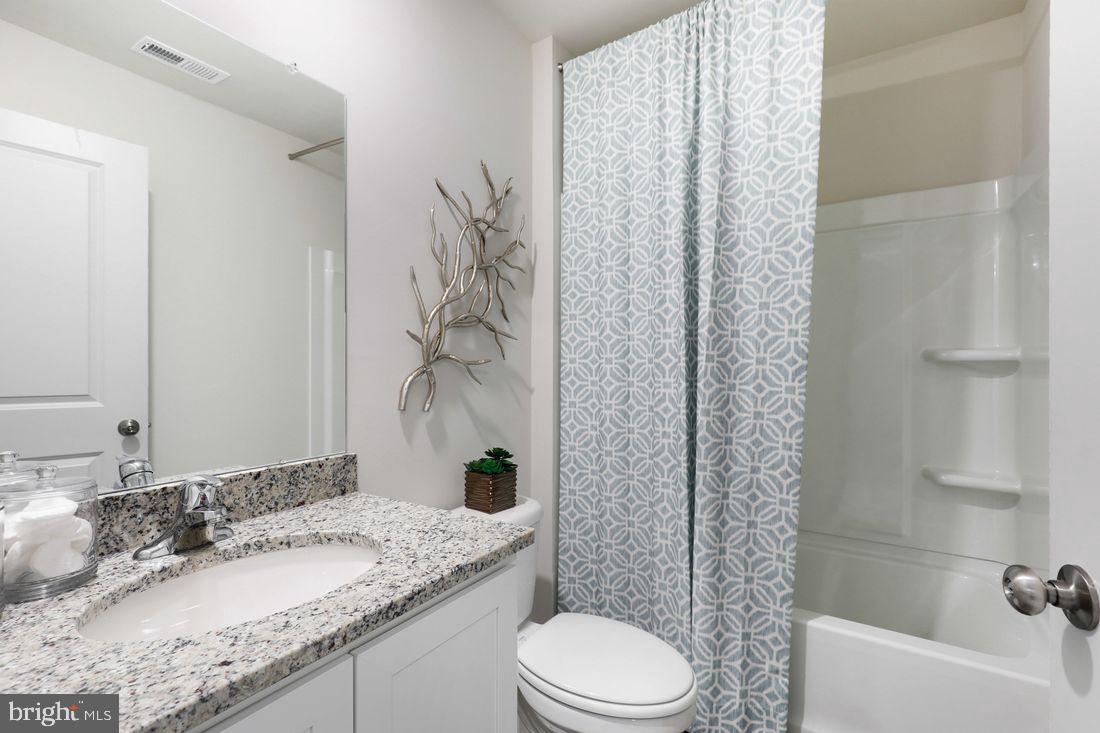 230 Maple Run Drive York, PA 17404 - Photo 31 of 36