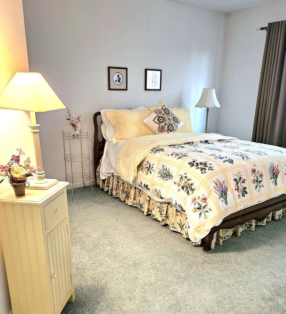 453 Ridgelawn Trail Batavia, IL 60510 - Photo 21 of 25 Gallery Image 21