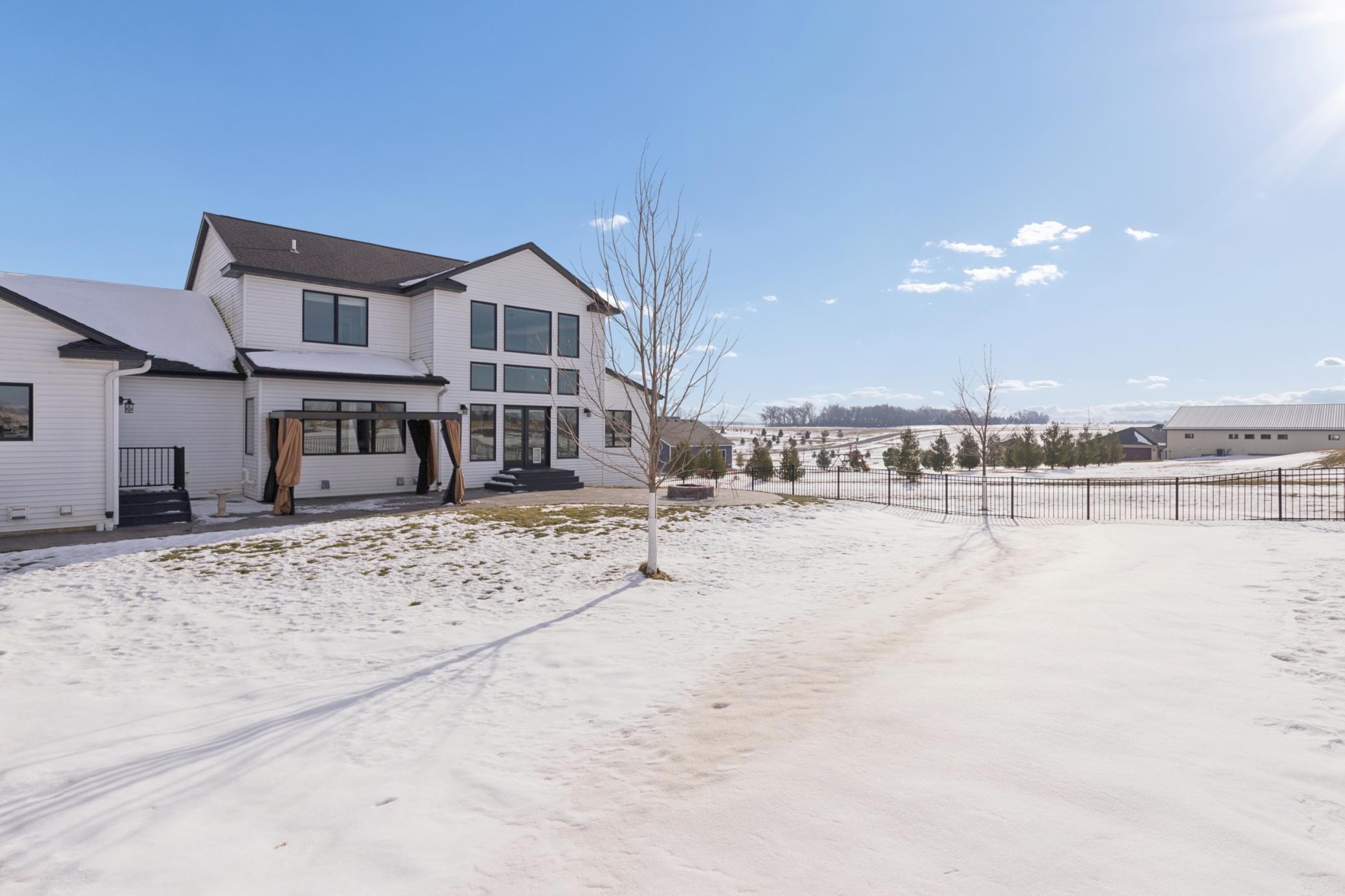 79275 267th St Spring Valley Spring Valley, MN 55975 - Photo 3 of 36