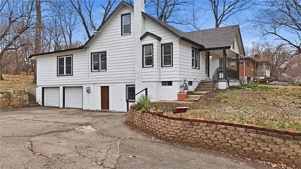 $339,900 | 2944 North 47th Street, Kansas City, KS 66104