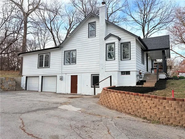 $339,900 | 2944 North 47th Street, Kansas City, KS 66104