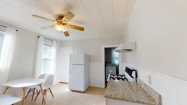 $3,800 | 30 Roseclair Street, Unit 3, Boston, MA 02125