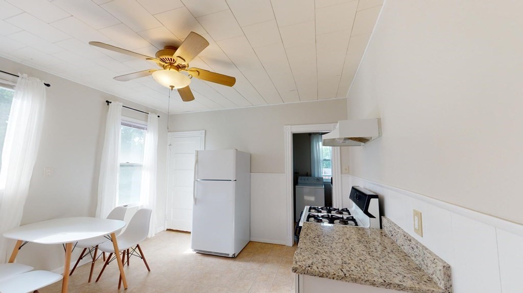 30 Roseclair Street, Unit 3 Boston, MA 02125 - Photo 4 of 21