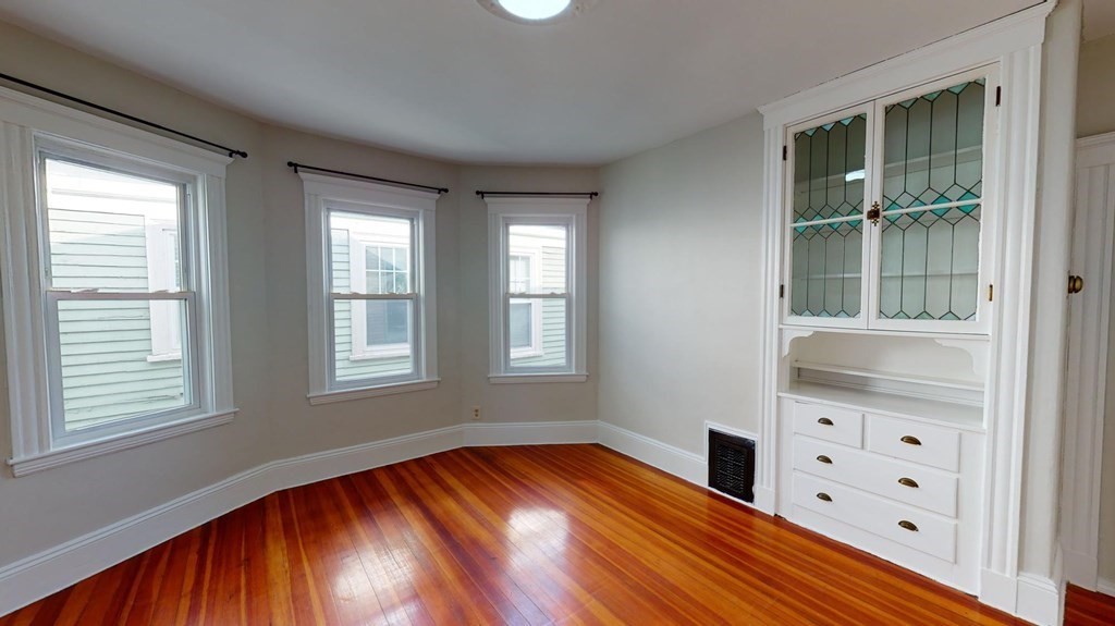 30 Roseclair Street, Unit 3 Boston, MA 02125 - Photo 9 of 21