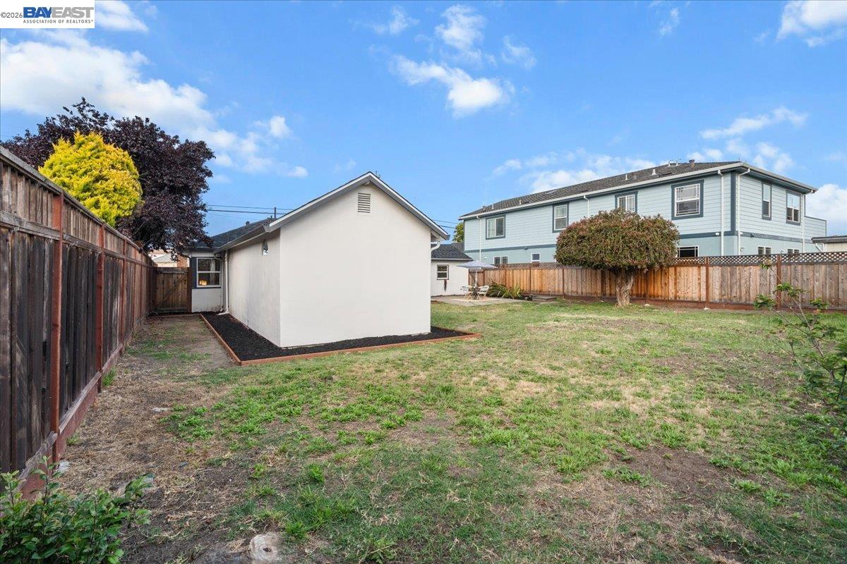 320 Beach Road Alameda, CA 94502 - Photo 8 of 48