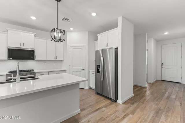 $2,300 | 15849 West Gray Fox Trail, Surprise, AZ 85387