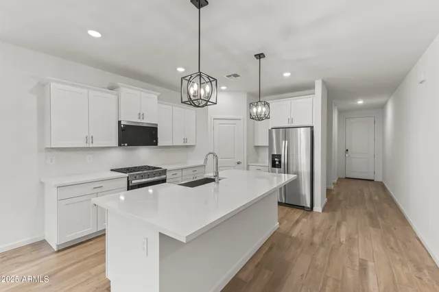 $2,300 | 15849 West Gray Fox Trail, Surprise, AZ 85387