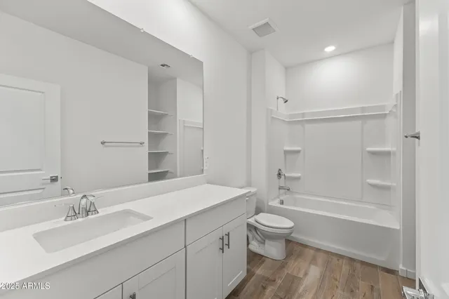 $2,300 | 15849 West Gray Fox Trail, Surprise, AZ 85387