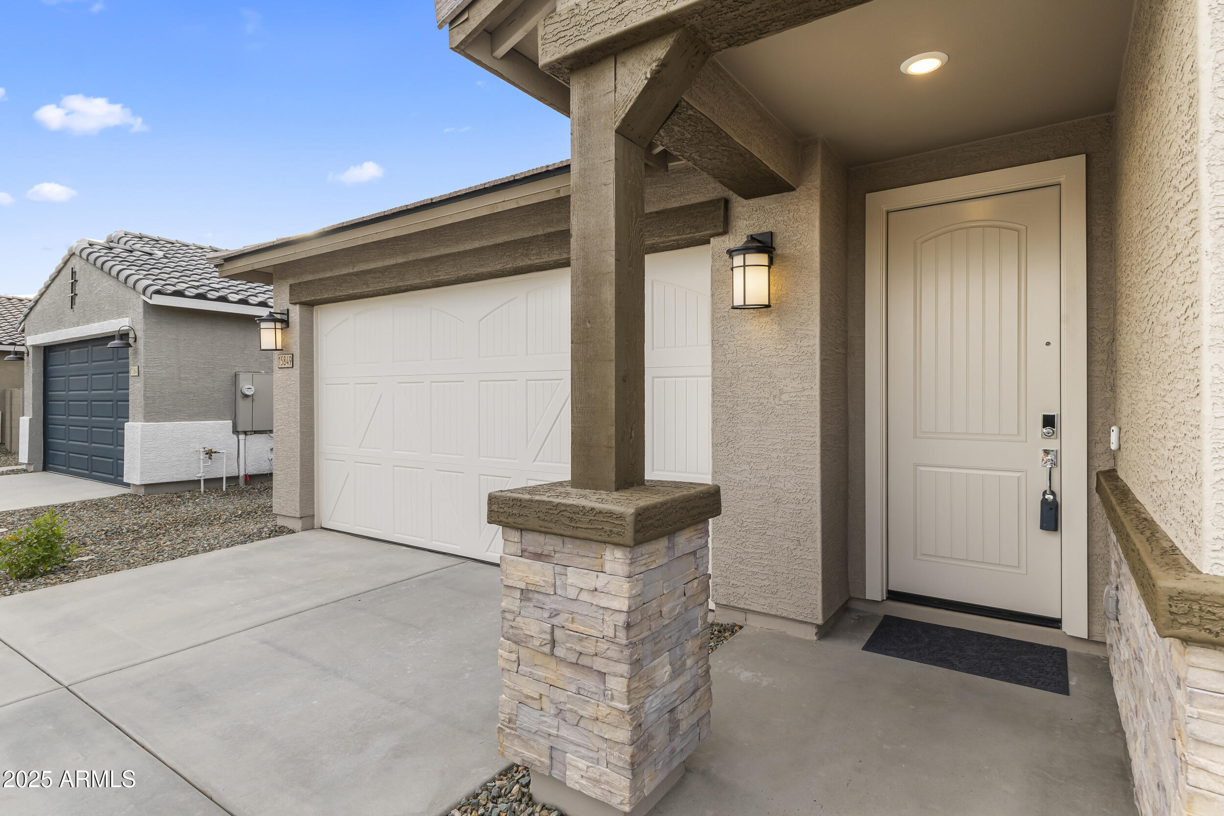 15849 West Gray Fox Trail Surprise, AZ 85387 - Photo 7 of 31 3_03