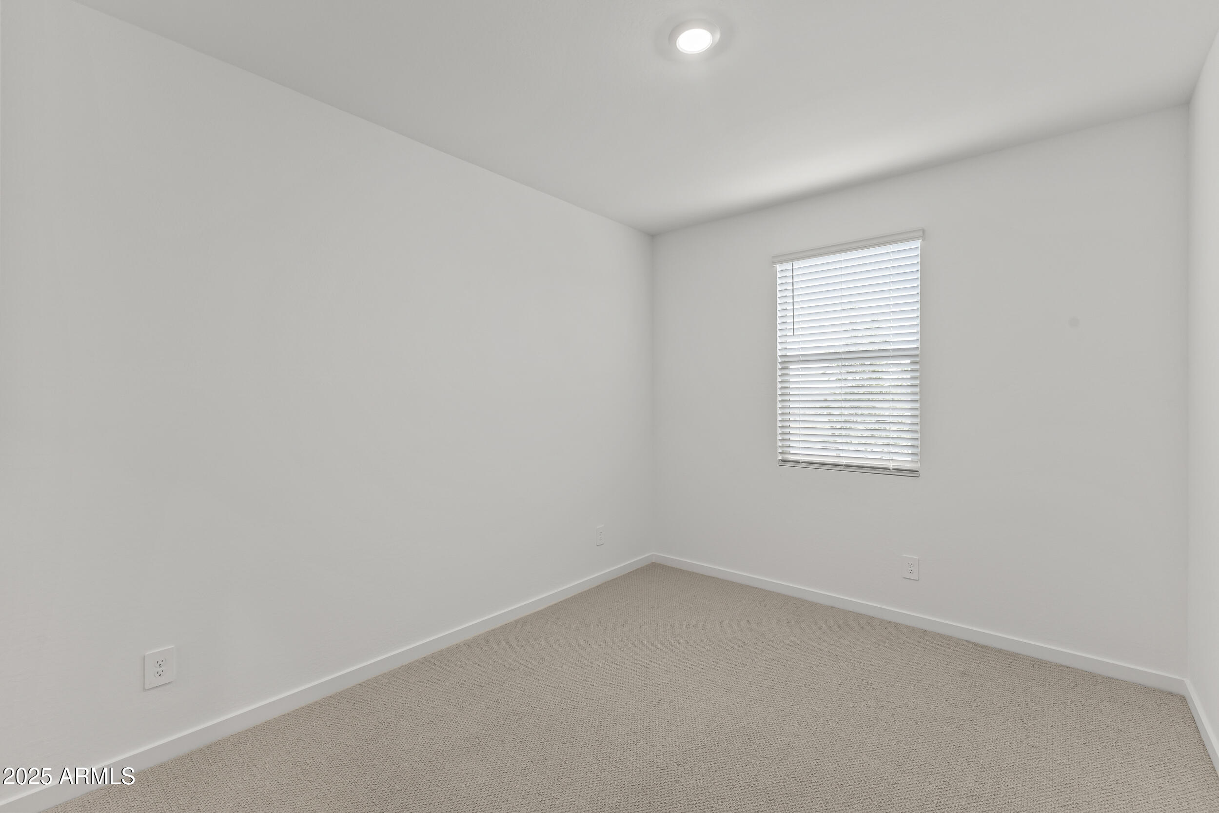 15849 West Gray Fox Trail Surprise, AZ 85387 - Photo 9 of 31 5_05