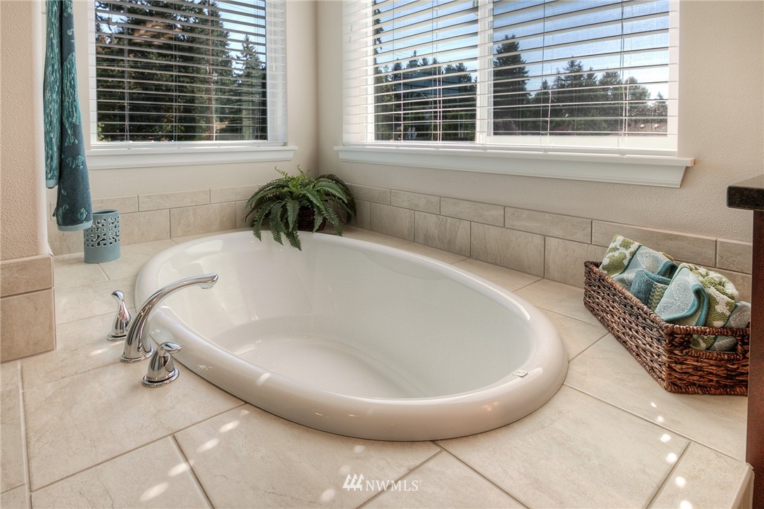 4829 Rosa Court Lacey, WA 98503 - Photo 18 of 25