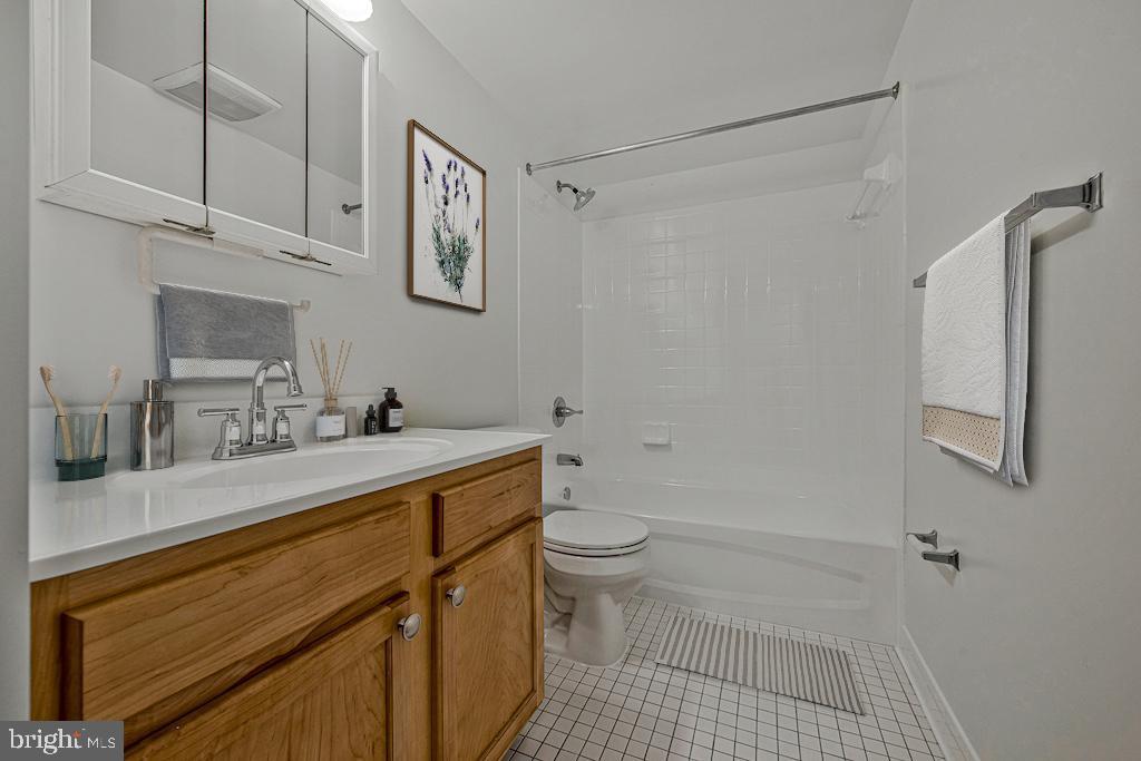 1712 W Street Southeast, Unit 17 Washington, DC 20020 - Photo 11 of 37