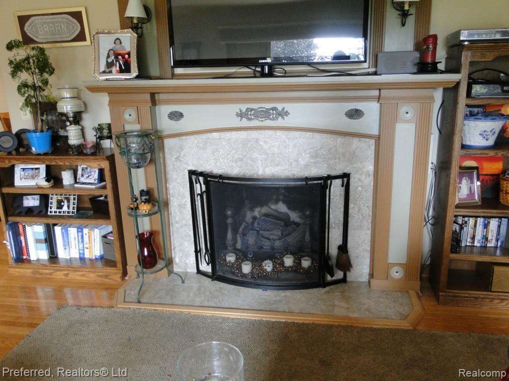 12280 Sweitzer Road Carleton, MI 48117 - Photo 24 of 84 DSC06195.jpg